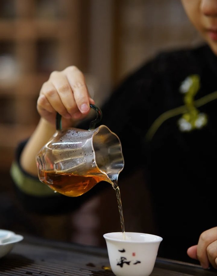 荣昌如何约到鸡公司/荣昌咋约得便宜的鸡怎么约/约的鸡公司fds